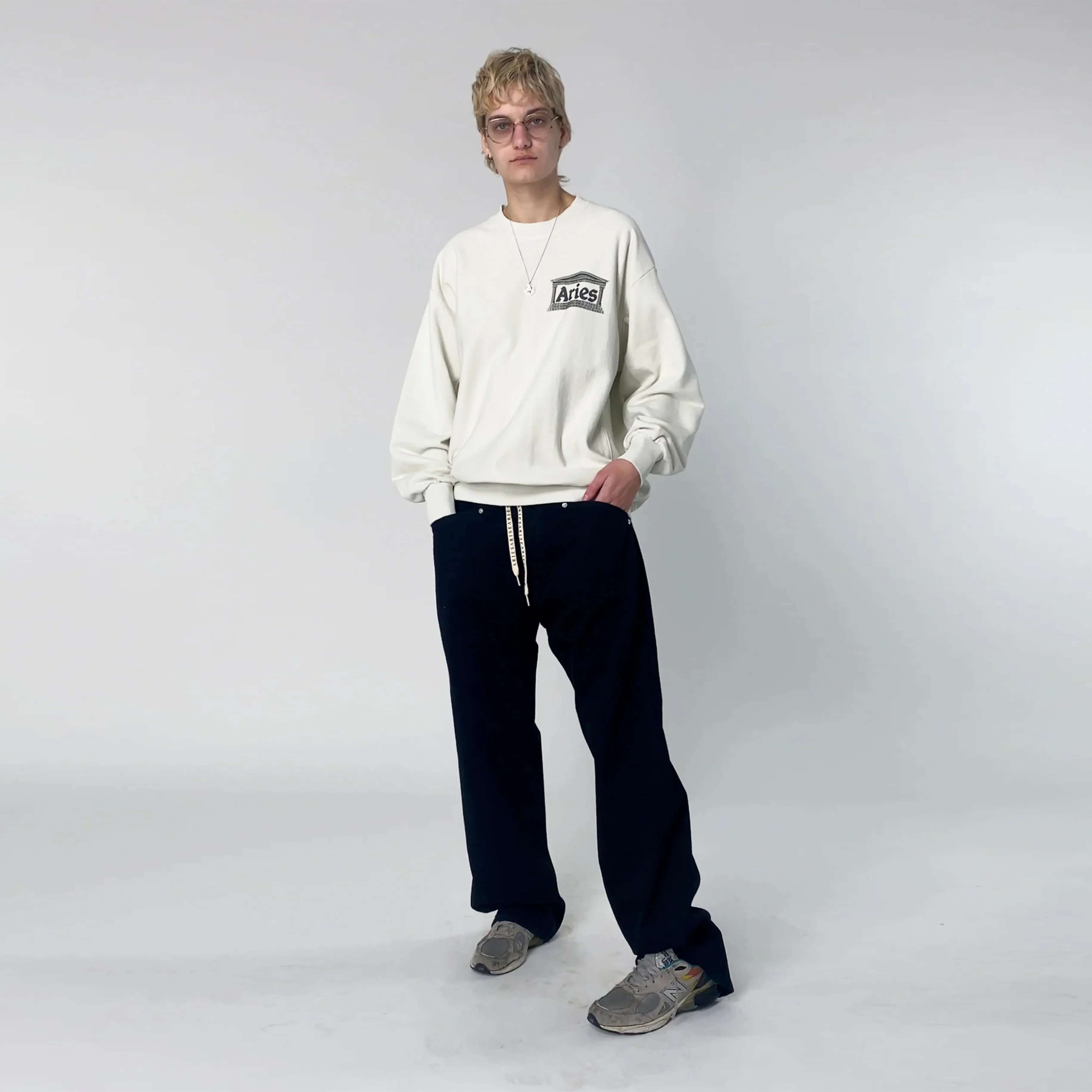 Aries Womens Premium Aged Temple Sweatshirt Off White