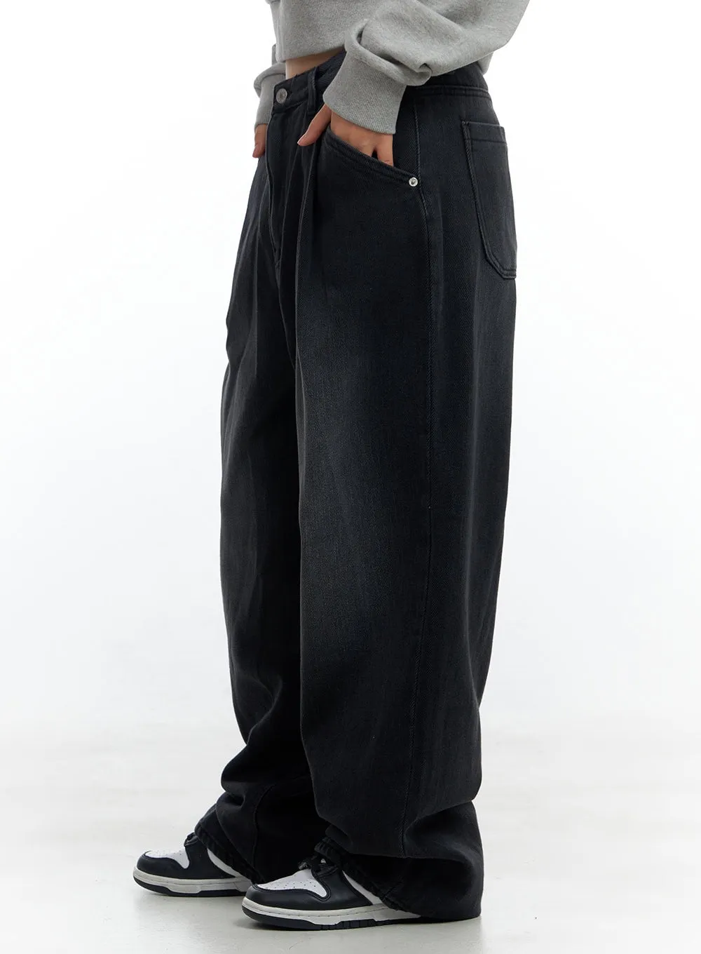 Harlow Pintuck Washed Baggy Jeans CS424