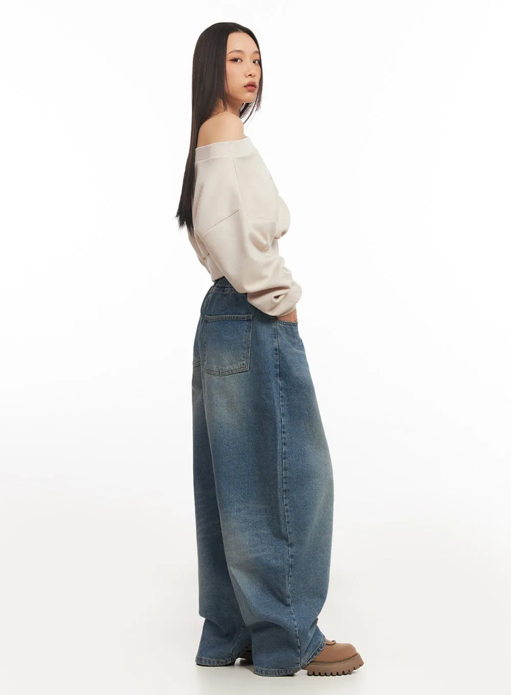 Janet Wide-Fit Baggy Jeans IA507