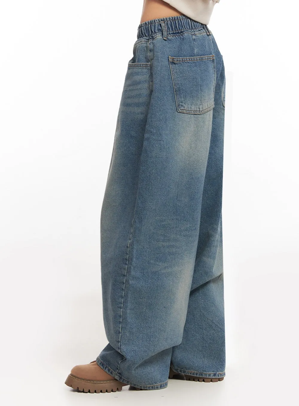 Janet Wide-Fit Baggy Jeans IA507